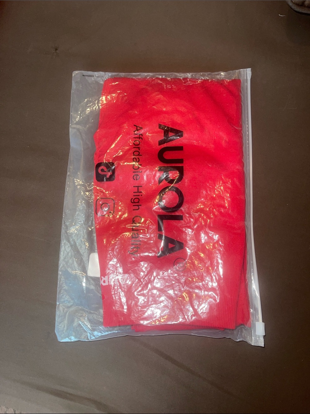 Aurola Women’s Red Crewneck Sweatshirt